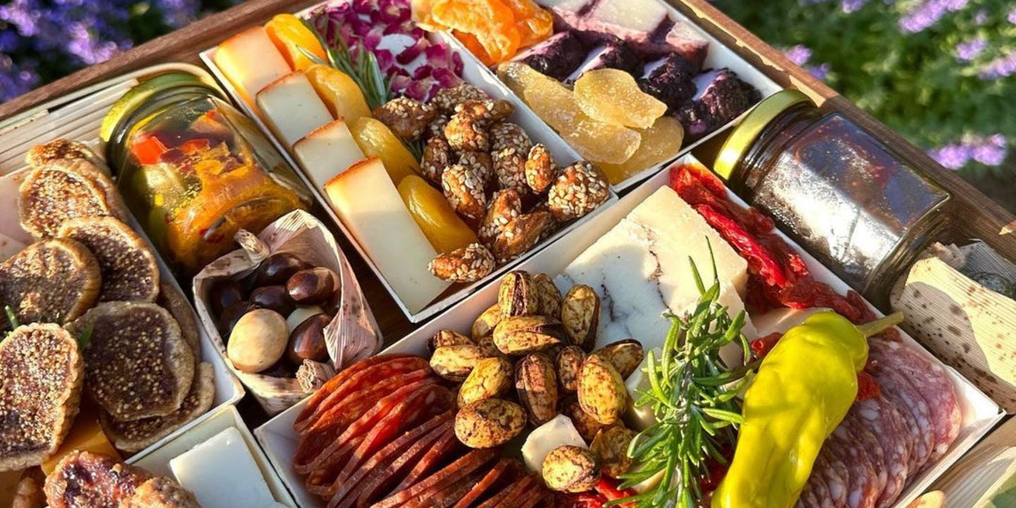 charcuterie board for weddings